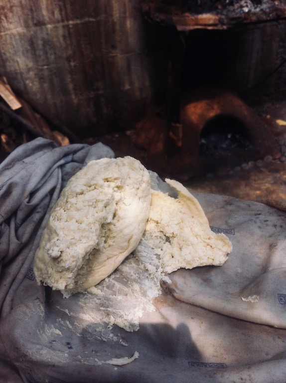 Caséine extraite / 50 Caséine Pate.jpg 50 Caséine Pate.jpg