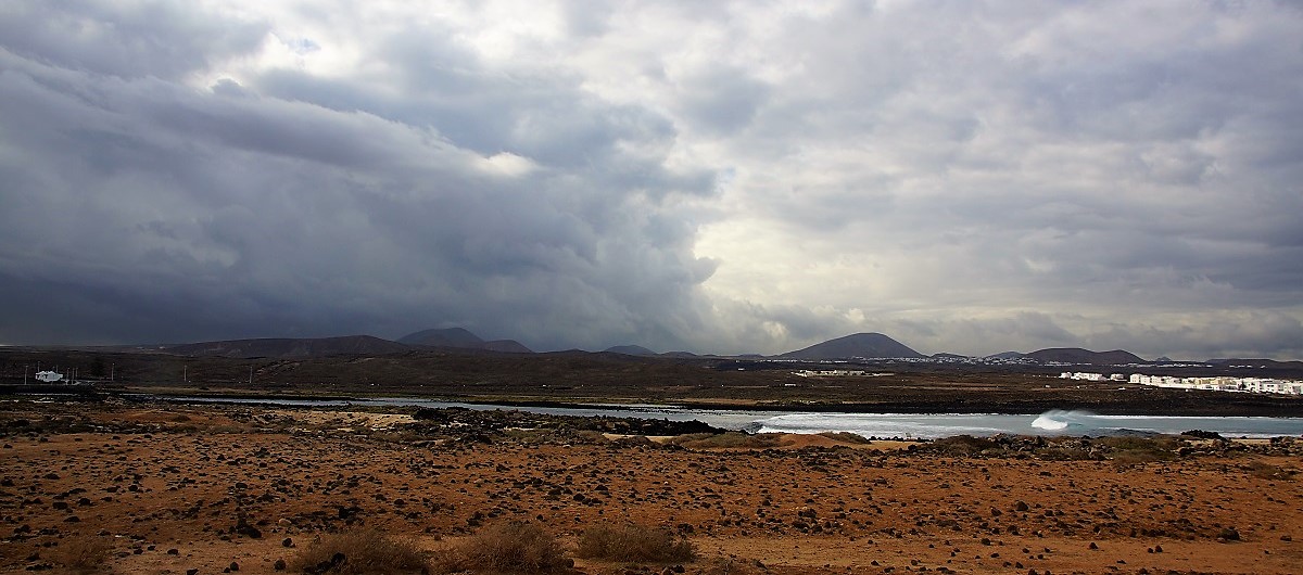 le mauvais temps menace, mais il ne pleut pas! / DSC00923.JPG DSC00923.JPG