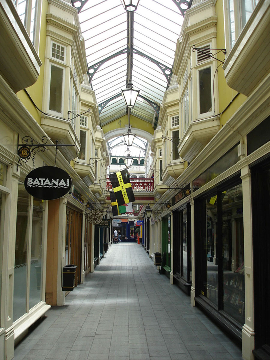 Cardiff 2379.JPG